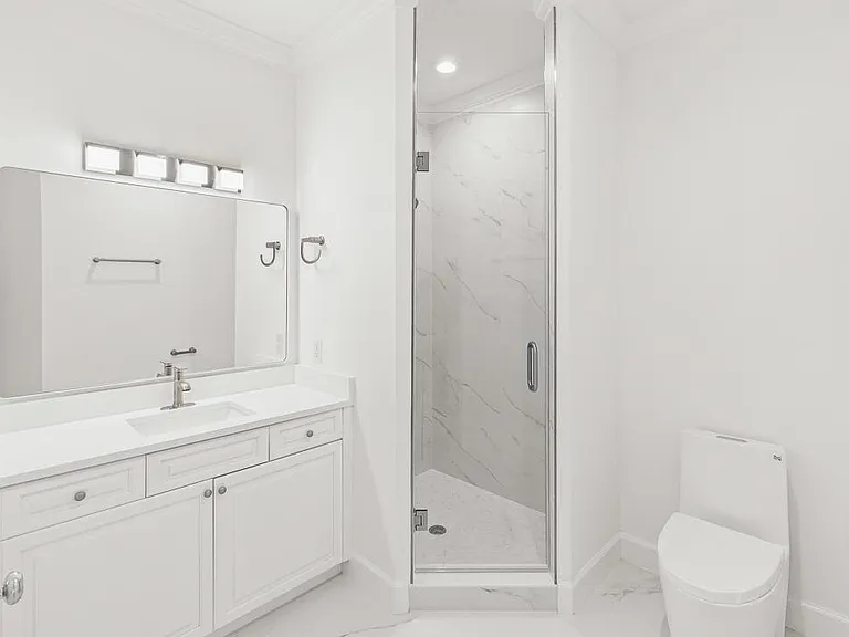 47 SW Osceola St #206 — Photo 14