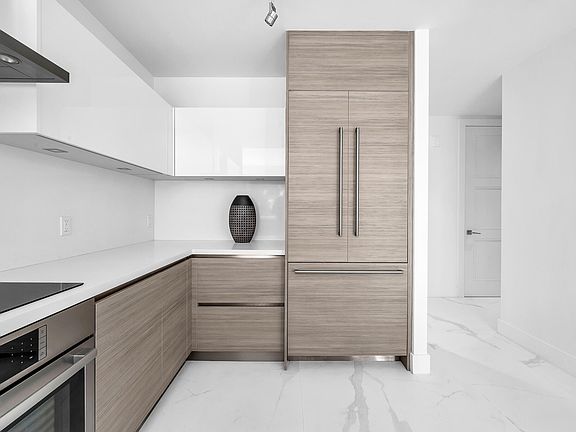 3rd image of 155 E Boca Raton Rd #303
