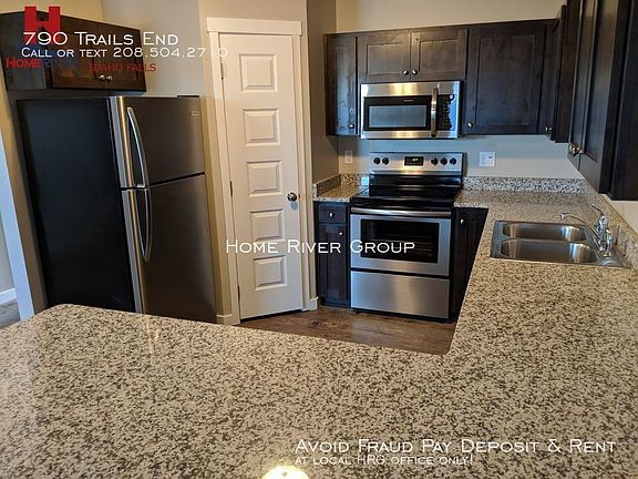 4th image of 790 Trails End