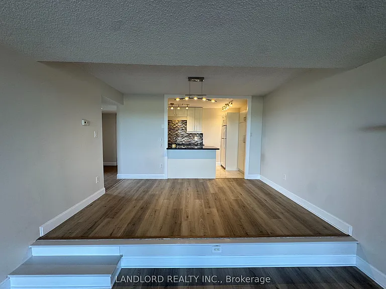20 Speers Rd #1105 — Photo 15