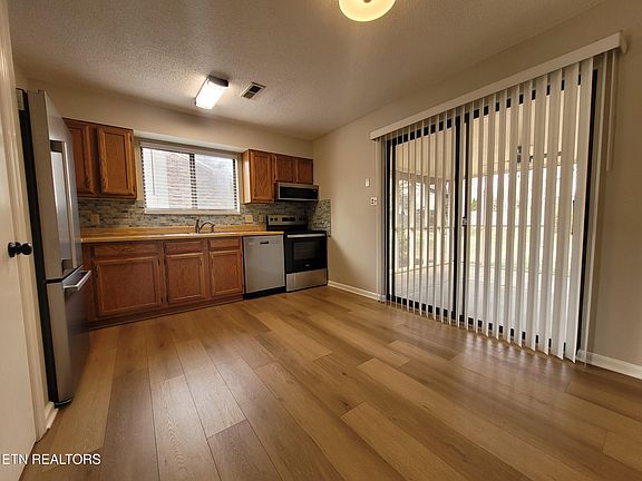 5th image of 9005 Highbridge Dr