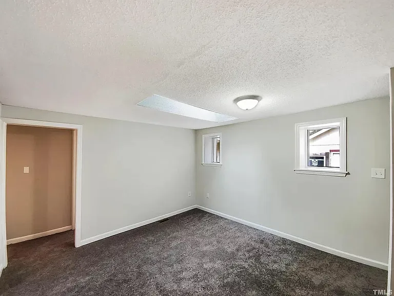 1521 Wiljohn Rd — Photo 6