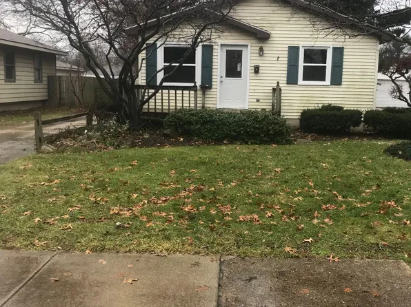 310 Crown St SW, Wyoming, MI 49548