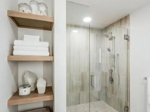 Walk In Showers and Built In Shelves