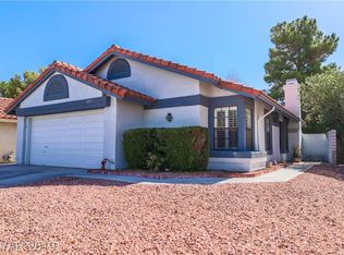 657 Whispering Palms Dr, Las Vegas, NV 89123
