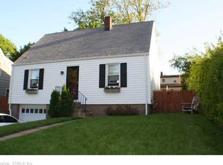 1 Marion Rd, Branford, CT 06405
