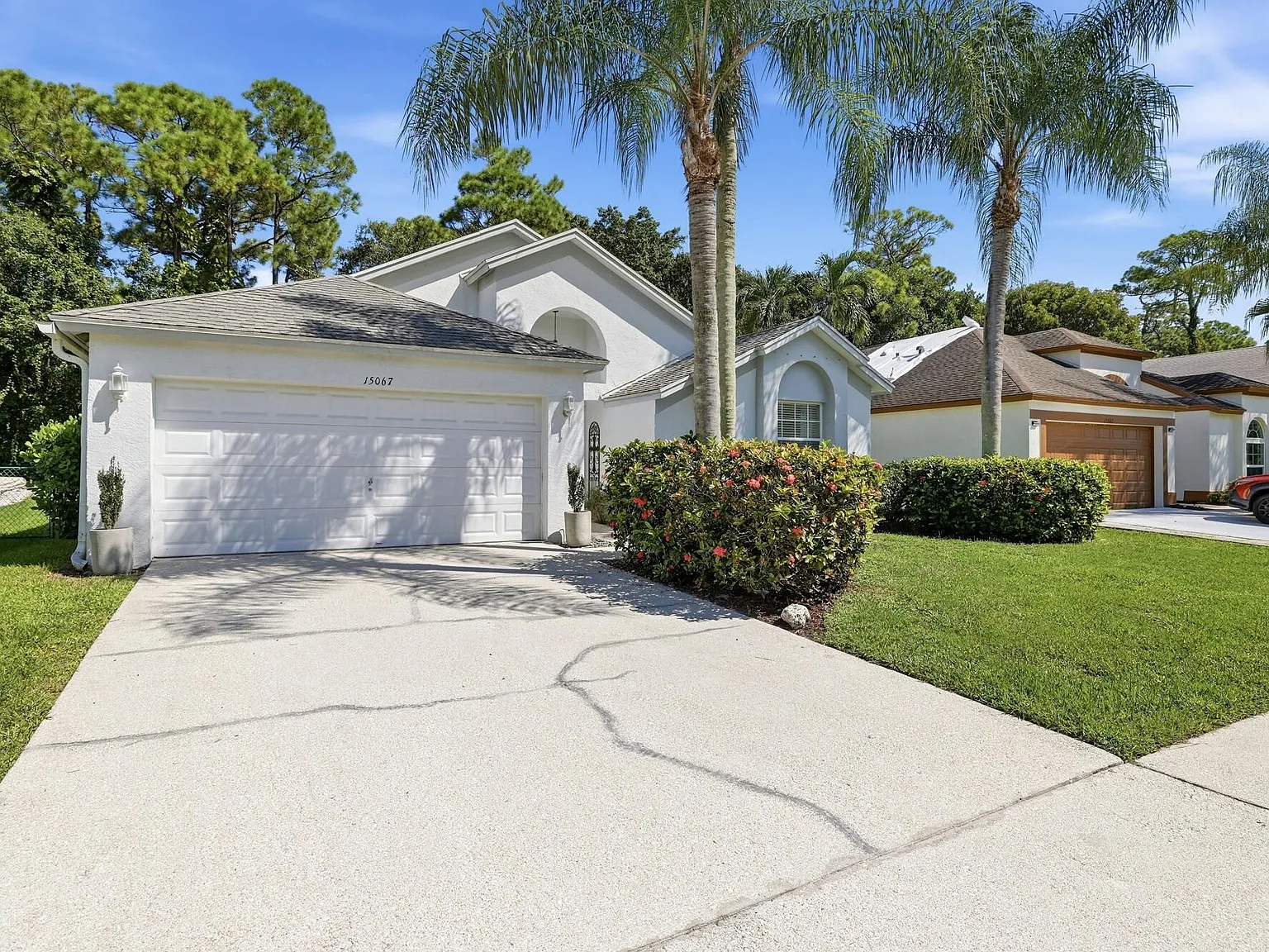3 bed, 2.0 bath, 1480 sqft, $3,750 — Photo 2