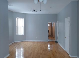 4353 W Van Buren St, Chicago, IL 60624