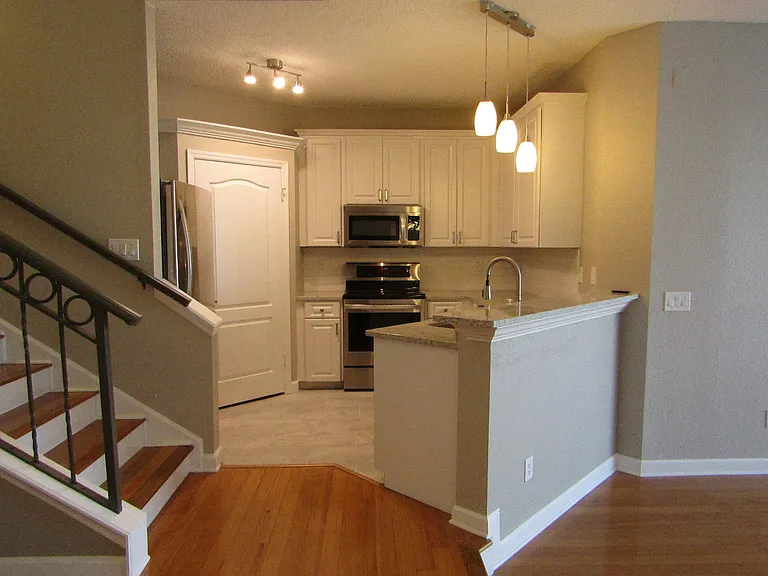 713 Cruise View Dr — Photo 6