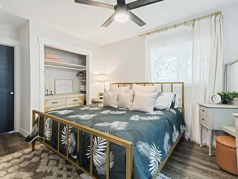 Bedroom