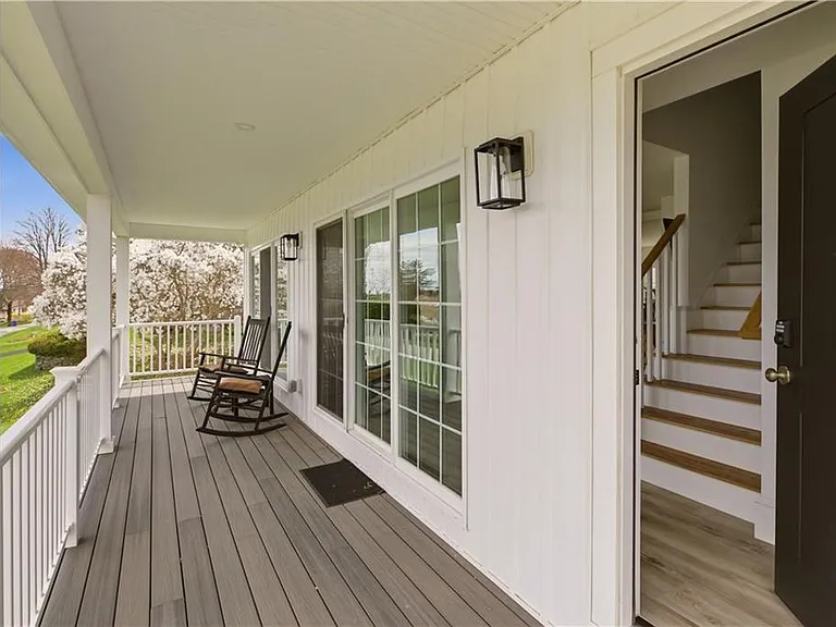 3 Baldwin Rd — Photo 2