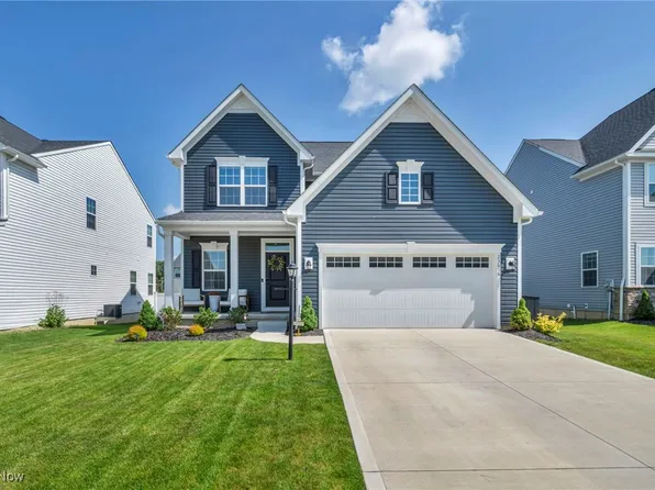 23616 Daisey Dr, Columbia Station, OH 44028