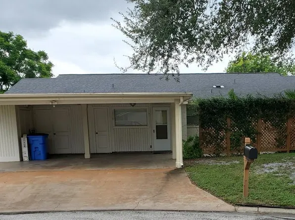 5650 Sam Snead Dr, Palm Valley, TX 78552