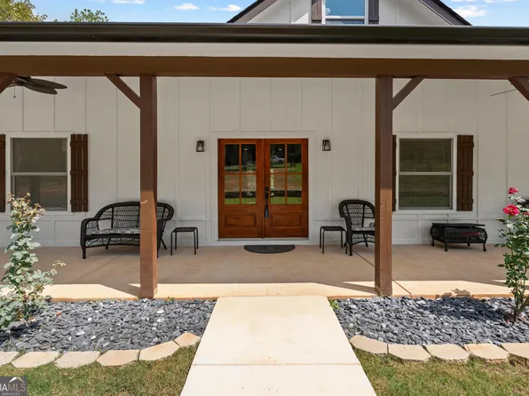 1175 Burwell Mount Zion Rd, Carrollton, GA 30117