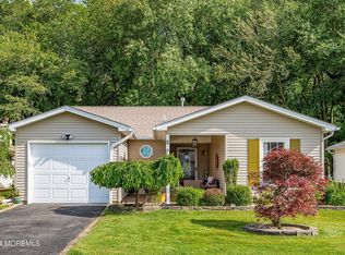 4 Piedmont Ct, Brick, NJ 08724