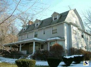 1904 Beersford Rd, Cleveland, OH