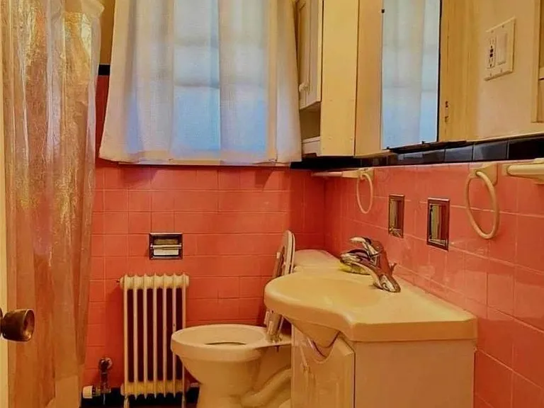 47 Ranleigh Ave #101 — Photo 4