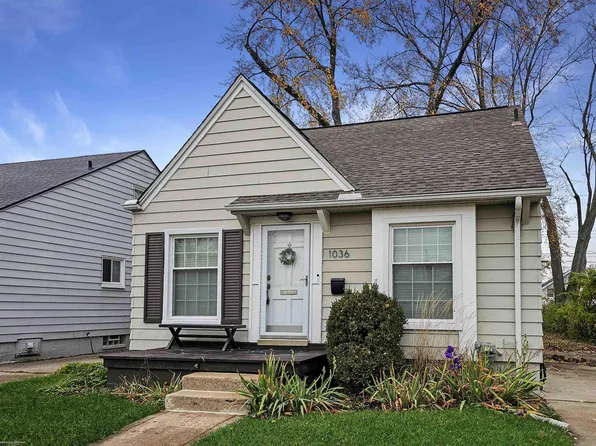 1036 Columbia Rd, Berkley, MI 48072
