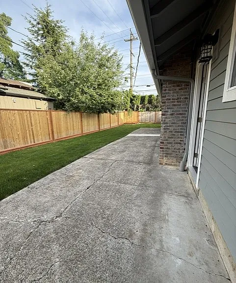 1103 Ogden Ave — Photo 6