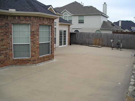 4th image of 2707 Saint Maria Dr