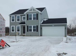 8245 Moonlight Creek Ln, Fowlerville, MI