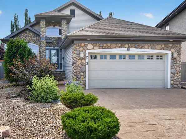 1213 Cunningham Dr SW, Edmonton, AB T6W 0R5