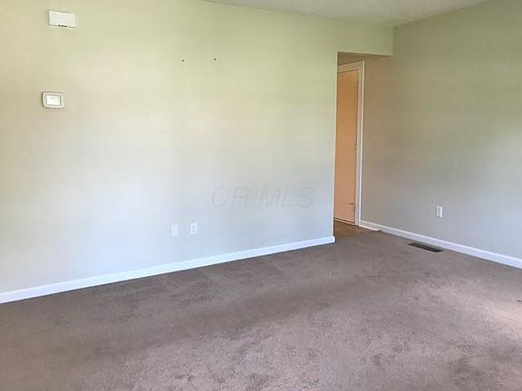 2nd image of 964 Elizabeth Dr