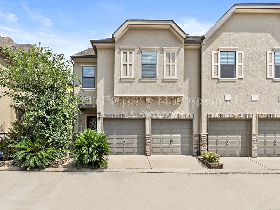 1st image of 2919 Royal Oaks Grv