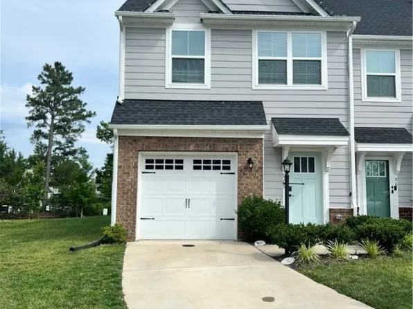 969 Taylor Green Dr, Sandston, VA 23150