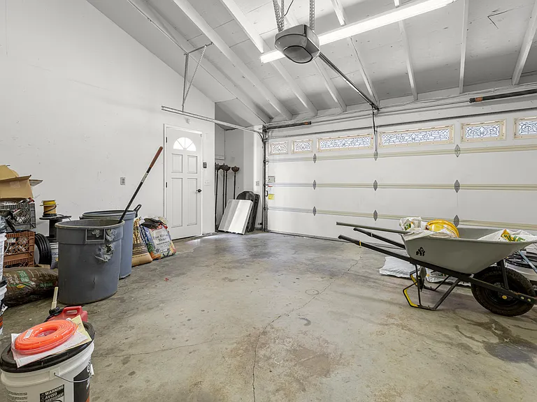 1315 Macadamia Dr — Photo 44