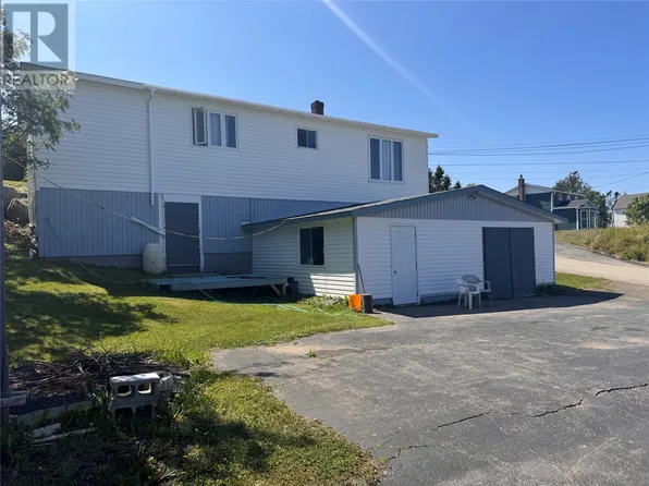 22 Hillview Hts, Glovertown, NL A0G 2L0