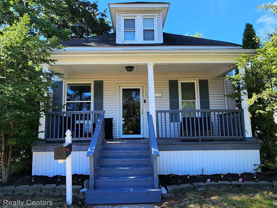 1st image of 4426 Woodward St