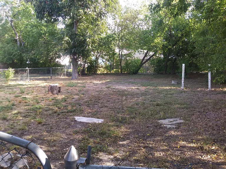 2344 Cincinnati Ave — Photo 5