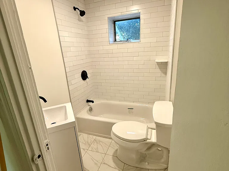 6 Newbern Ave #2 — Photo 5