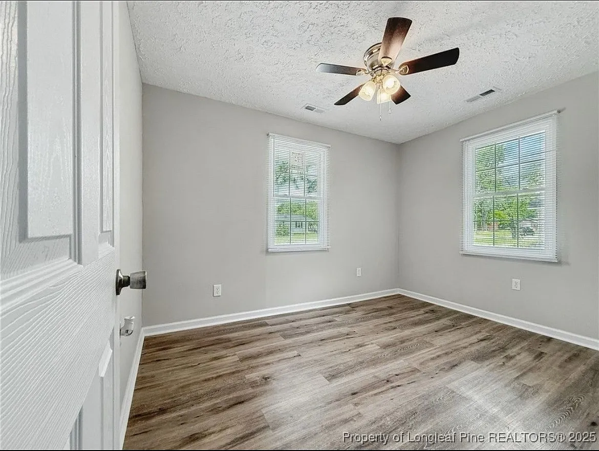 2 bed, 800 sqft, $1,150 — Photo 3