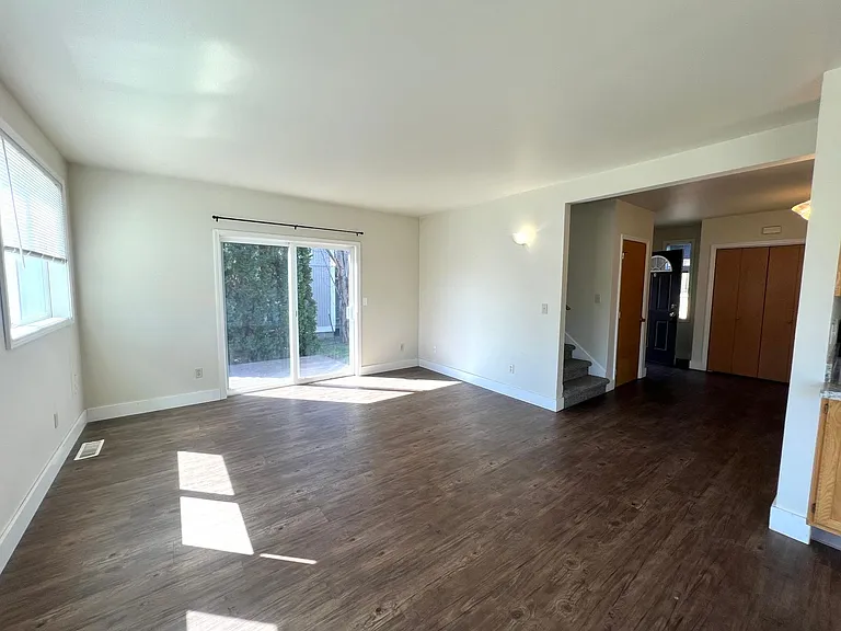 1308 N Brooklane St — Photo 10