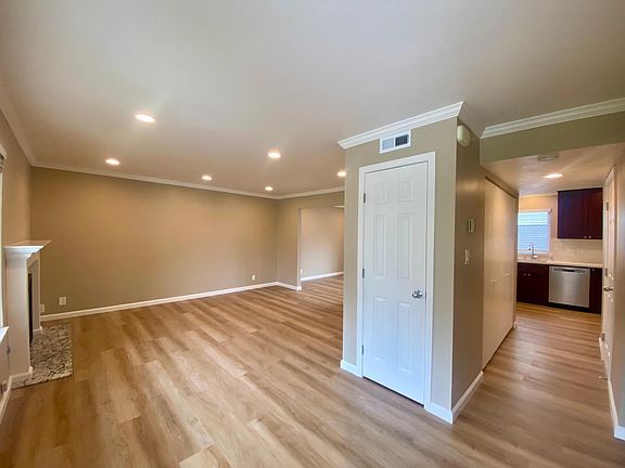 Entryand Living Room