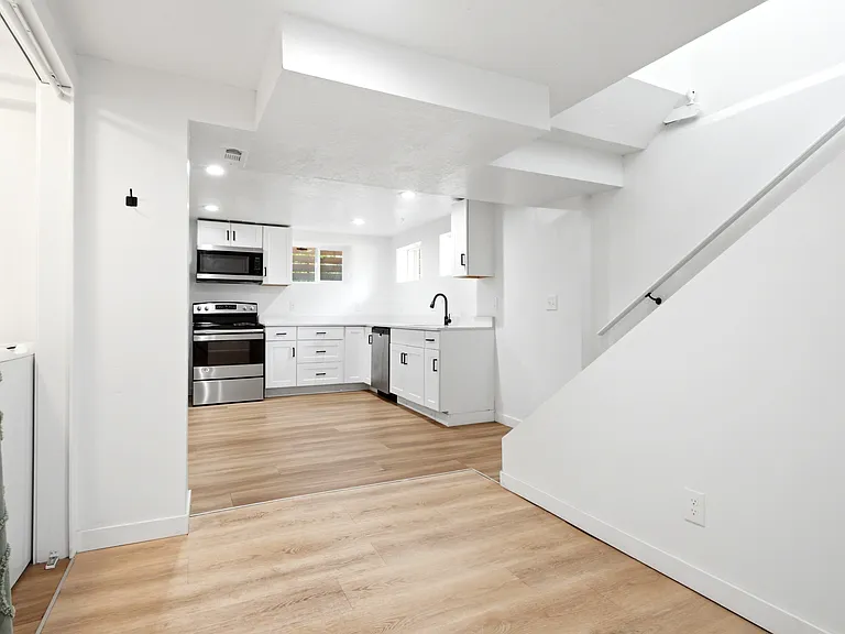 1603 S Major St #B — Photo 7