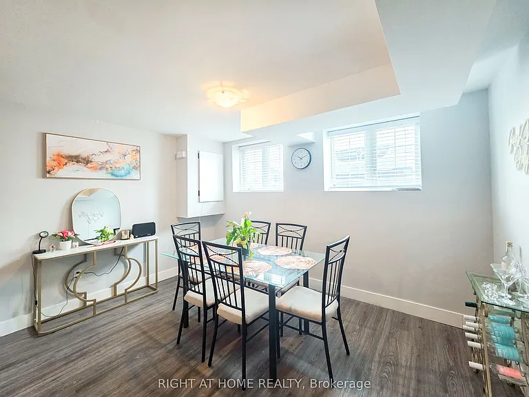 218 Celina St #LOWER — Photo 6