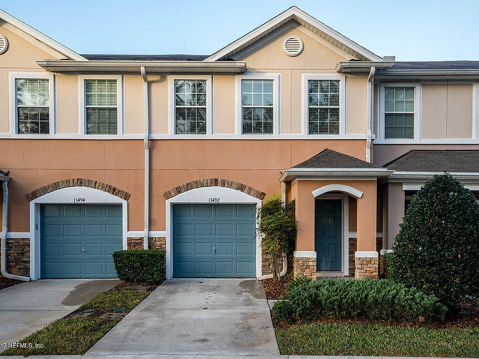 1st image of 13492 Pavilion Ct