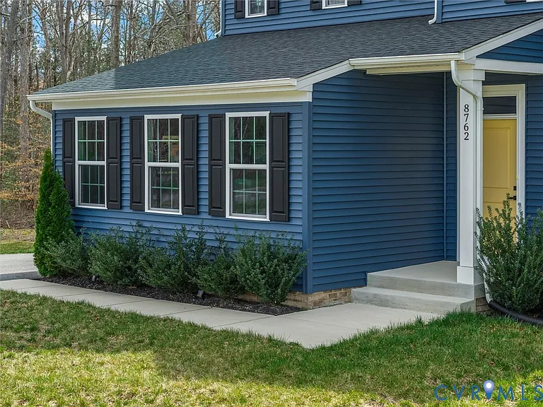 8762 Kingsland Park Ter — Photo 15