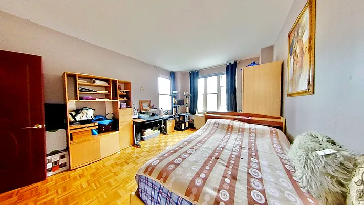 Sold by Remax Edge | media 14