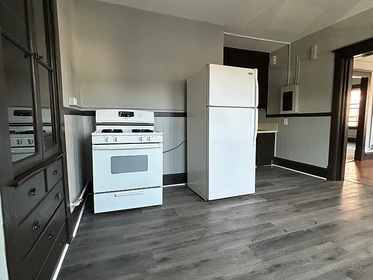 31 Chestnut St #2-C — Photo 7