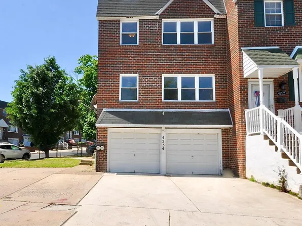 4254 Lyman Dr, Philadelphia, PA 19114