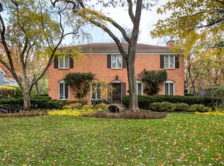 409 Northwood Dr, Glencoe, IL 60022