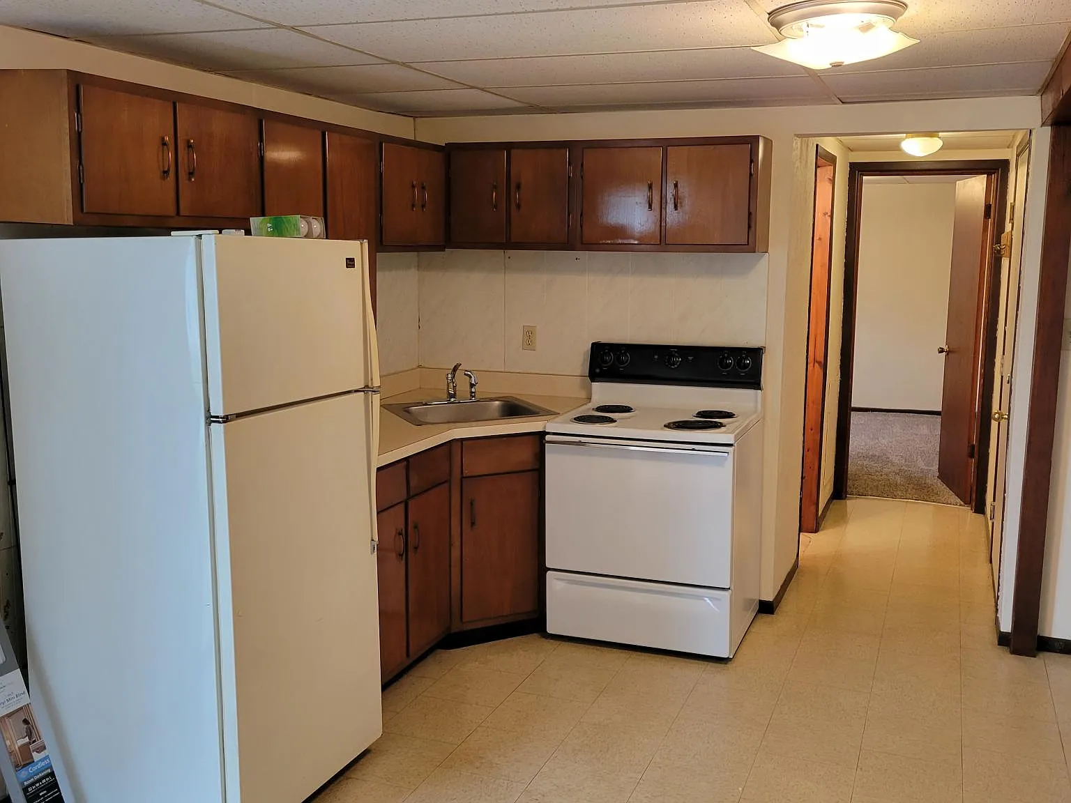 2 bed, $800 — Photo 2