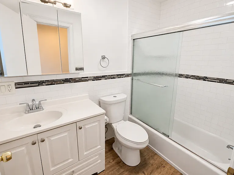 20 Main St #1 — Photo 11