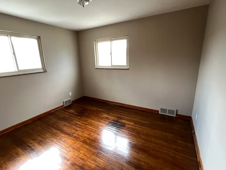 3322 Milverton Rd — Photo 9