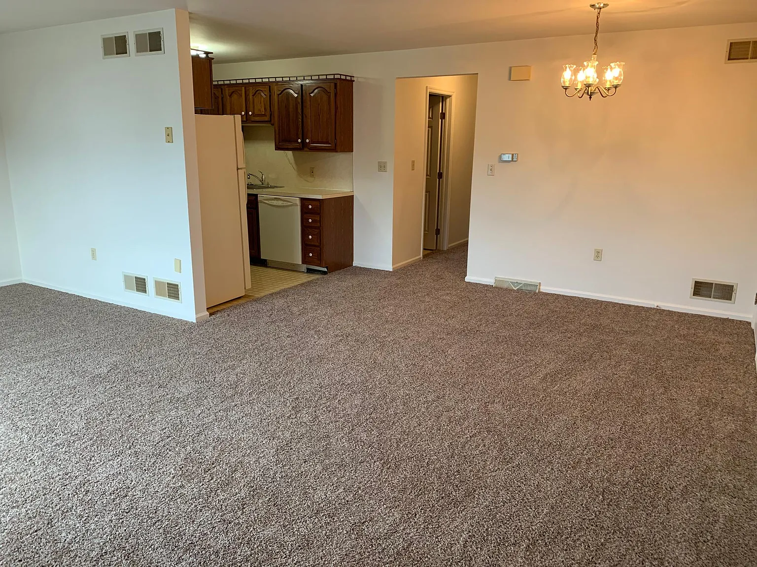 2 bed, $1,295 — Photo 4