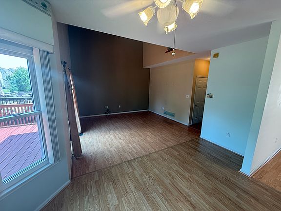 3rd image of 666 Acer Ave